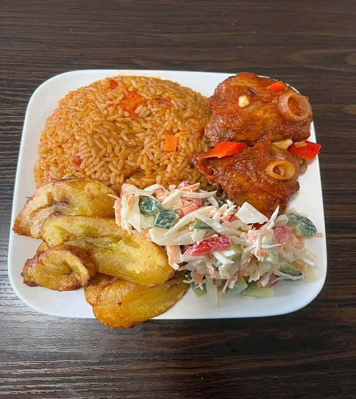 Jallof Rice Chicken with Fried Plantain mix with Salad