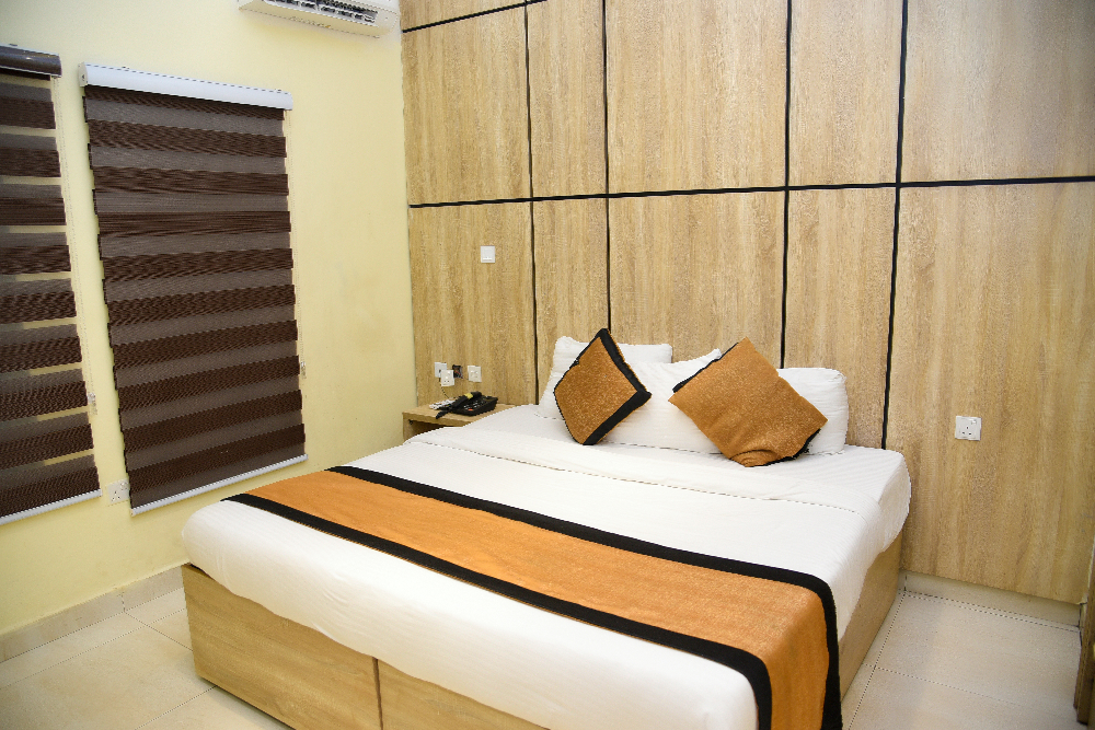 Standard Room Hotel De Alommah in Abuja Nigeria. Best Hotels in Abuja Nigeria, Hotel Reservation in Abuja Nigeria